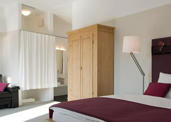 ホテル Zur Schonenburg Schönberg am Kamp