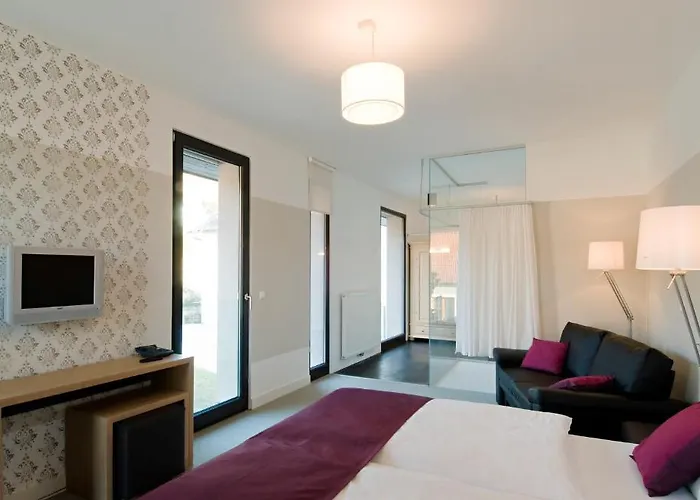 Zur Schonenburg ホテル