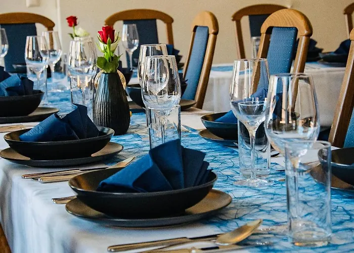 ホテル Zur Schonenburg Schönberg am Kamp